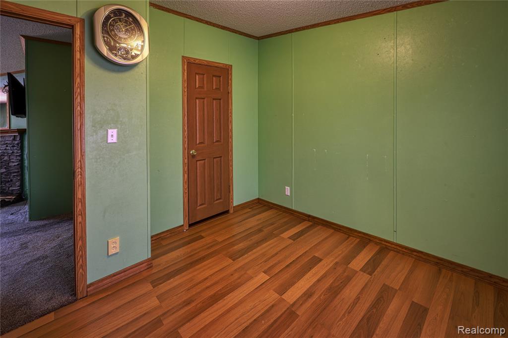7208 Mapleview Circle E, Brown, MI 48416 — Photo 23
