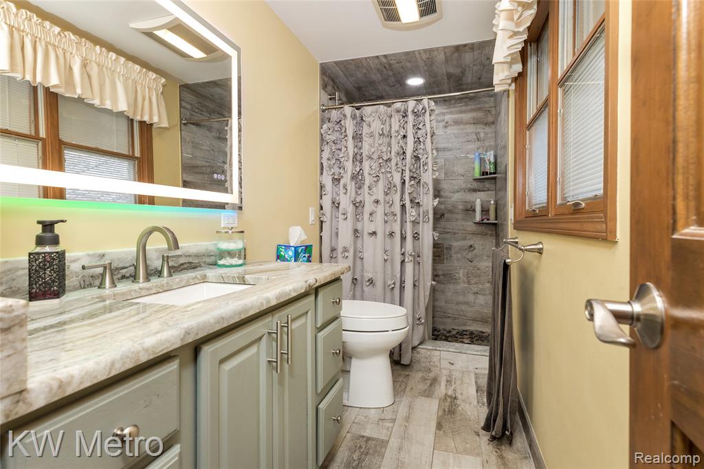 85 Stalwart Drive, Troy, MI 48098 — Photo 24