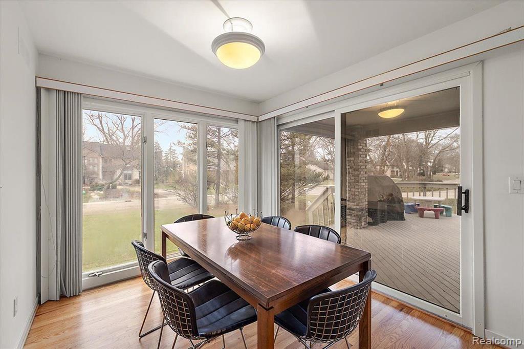 5385 POND BLUFF Drive, West Bloomfield, MI 48323 — Photo 17