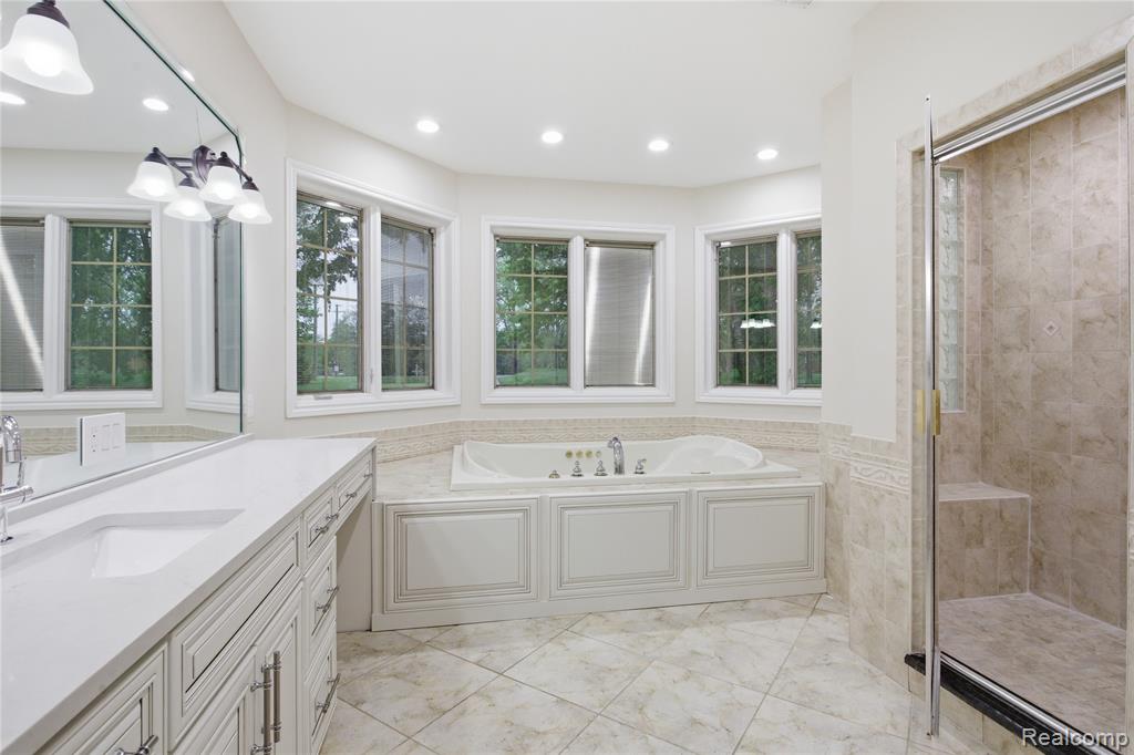 46500 Ryan Road, Utica, MI 48317 — Photo 17