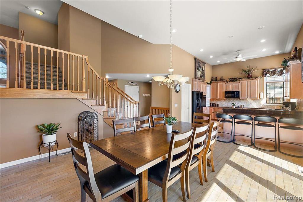 8449 S SHORE Drive, Clarkston, MI 48348 — Photo 17