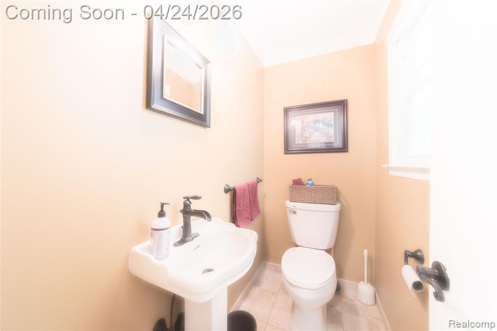 24531 Bloomington Drive, Franklin, MI 48025 — Photo 13