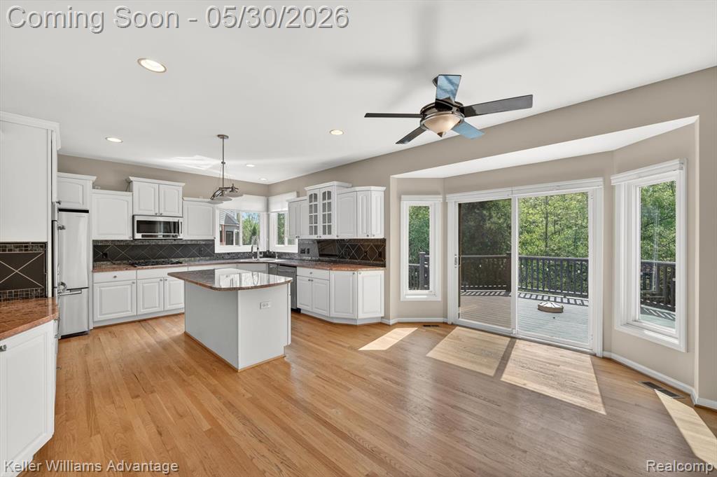 6356 Branford Drive, West Bloomfield, MI — Photo 19