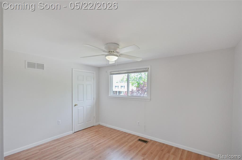 4048 Augustine Drive, Sterling Heights, MI 48310 — Photo 28