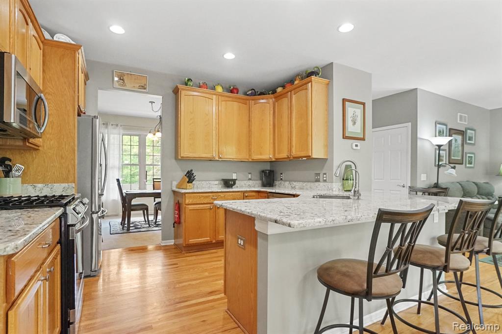 13698 Webbs Shore Drive, Gregory, MI 48137 — Photo 37