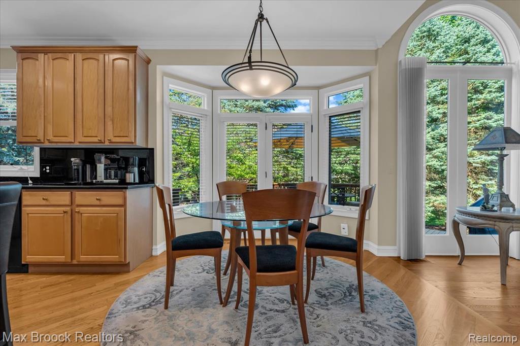 6324 Wildwood Lane, West Bloomfield, MI 48324 — Photo 16