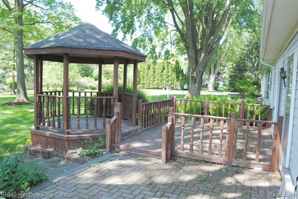 15507 Park Lane, Plymouth, MI 48170 — Photo 22