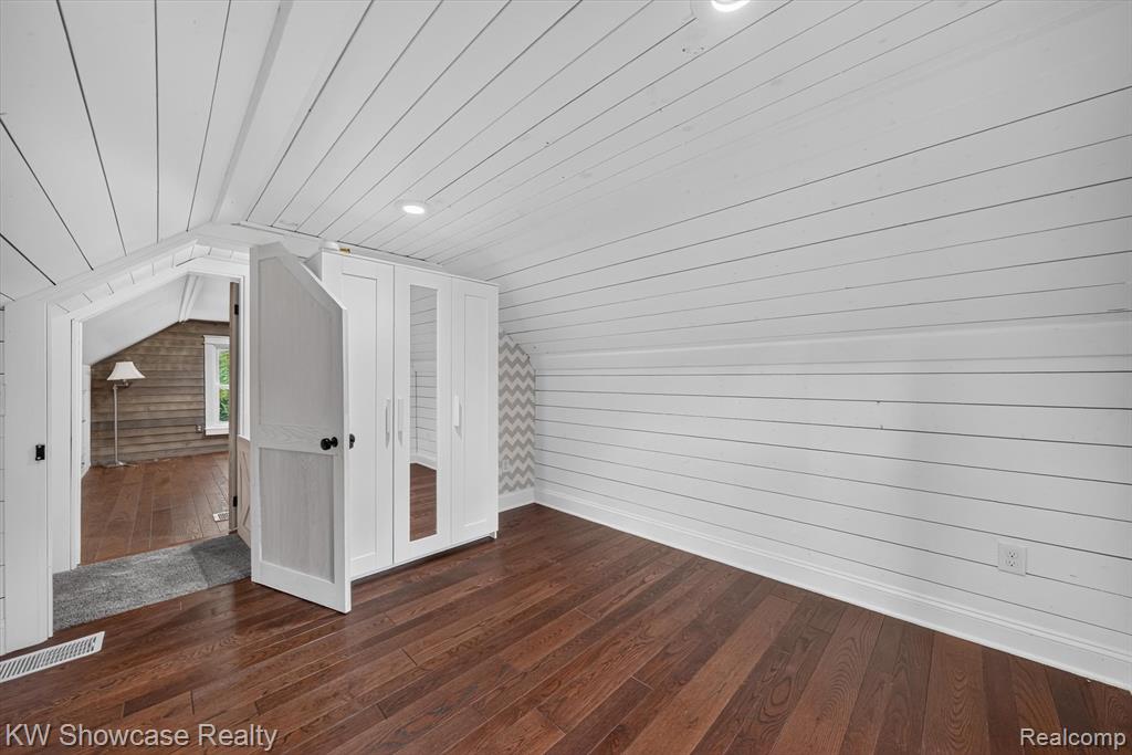 407 Broadway, Davisburg, MI 48350 — Photo 25