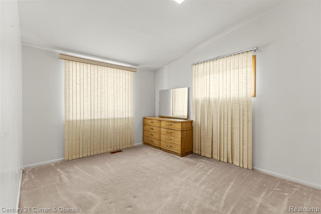 9768 Seavitt Drive, Allen Park, MI 48101 — Photo 12