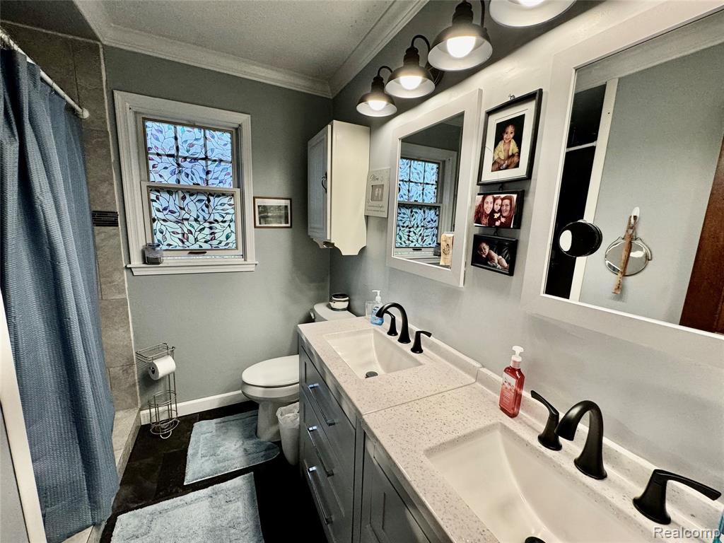 12189 DENTONVIEW Drive, Fenton, MI 48430 — Photo 13