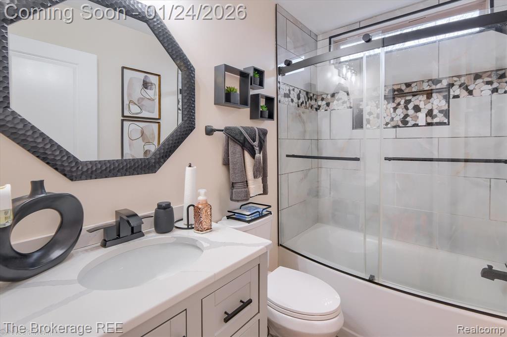 7095 Woods West Drive, Flushing, MI 48433 — Photo 46