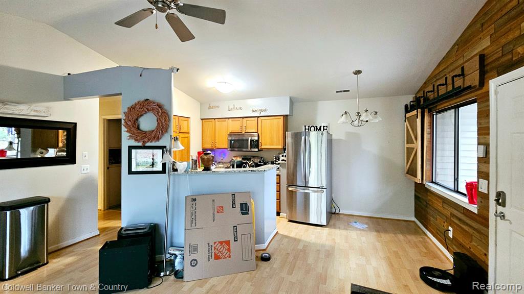 307 SPRING BROOKE Drive, Brighton, MI 48116 — Photo 9