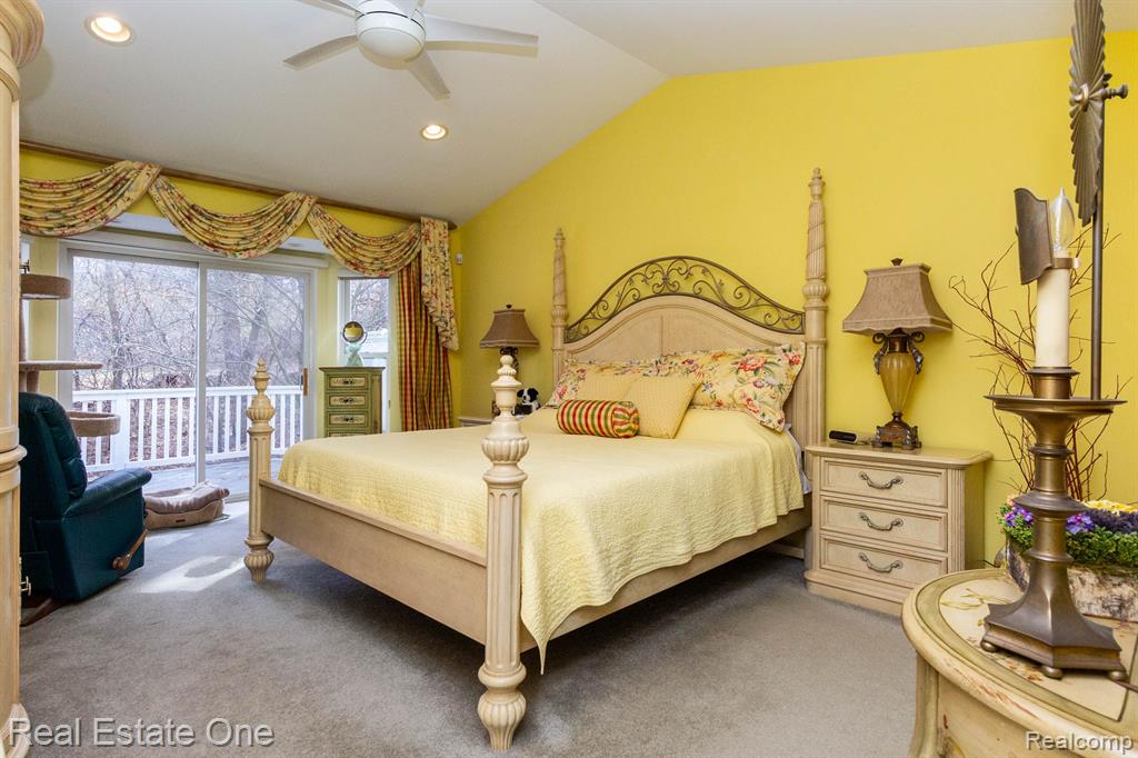 490 FRANKLIN LAKE Circle, Oxford, MI 48371 — Photo 31