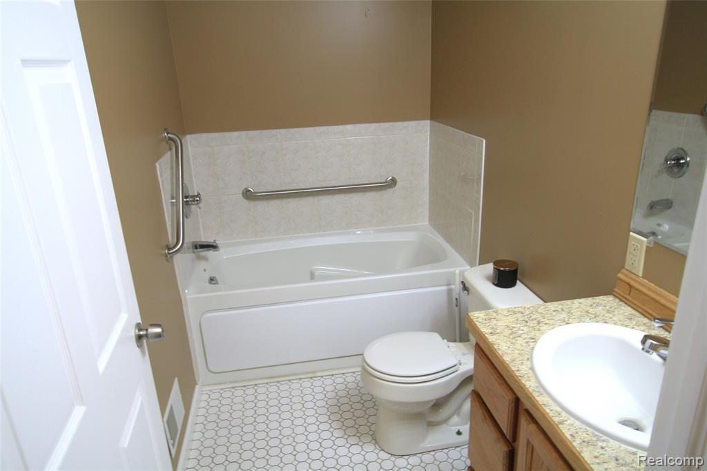 12850 East Road, Burt, MI 48417 — Photo 26