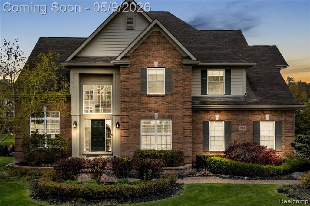 3881 High Grove Way, Lake Orion, MI