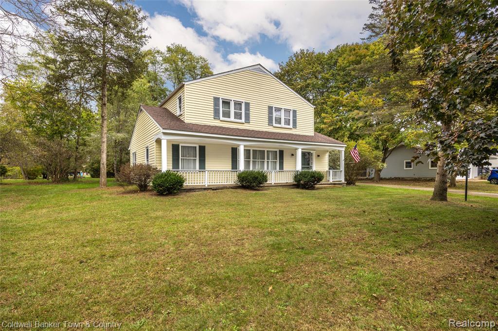 6461 Winans Lake Road, Brighton, MI 48116 — Photo 2