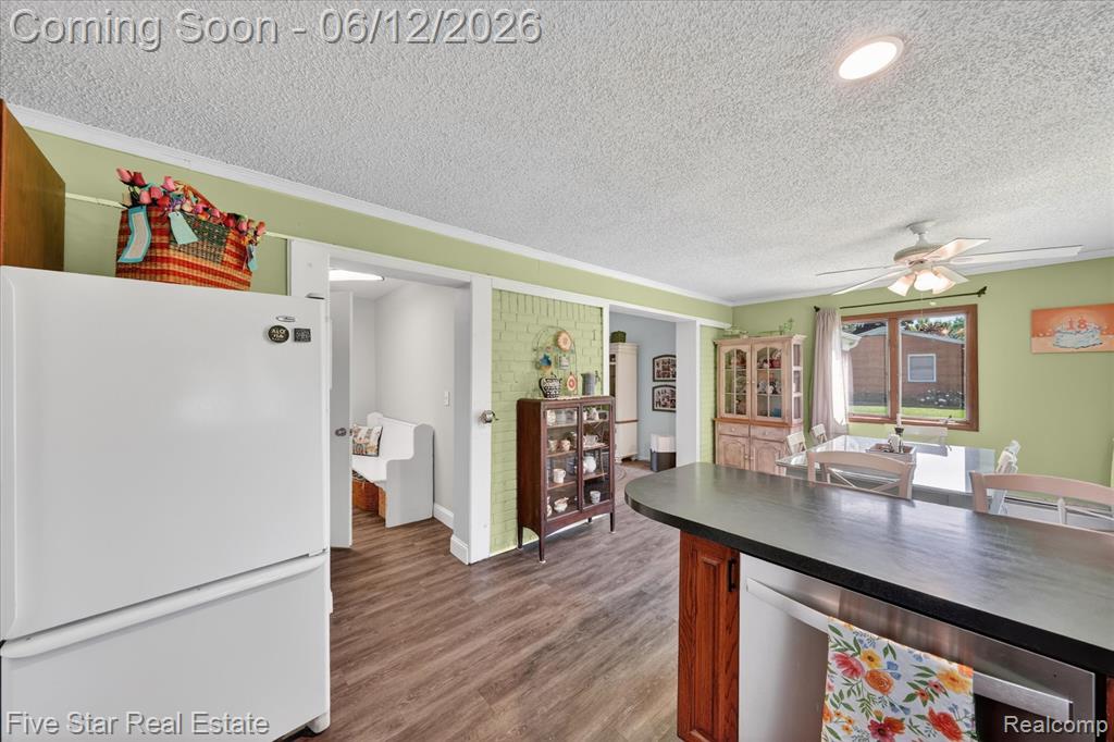 82 E Hurst Drive, Troy, MI 48085 — Photo 20