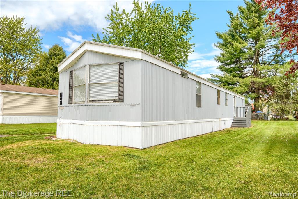4441 Beechwood, Clarkston, MI — Photo 5