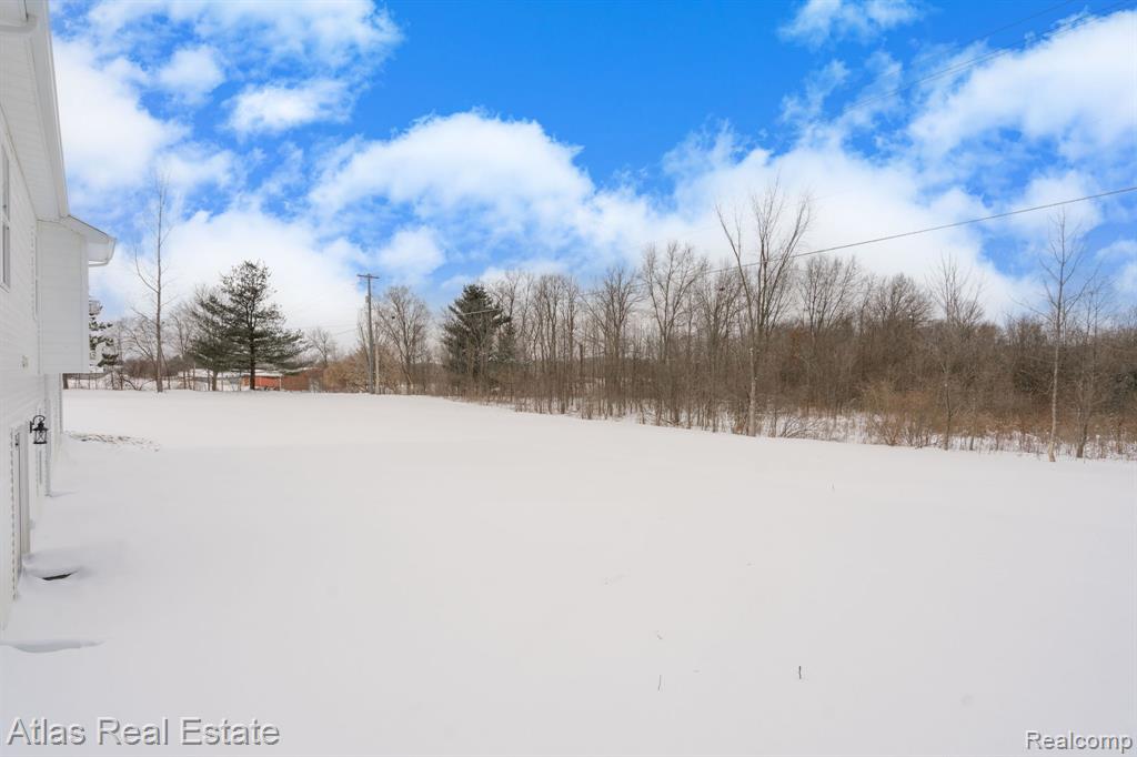 11289 Green Road, Goodrich Vlg, MI — Photo 10