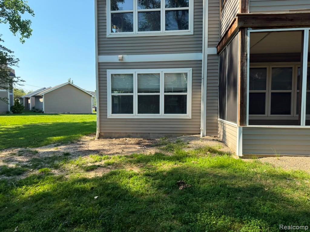 1421 Heatherwood Lane - Photo 5