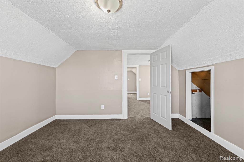 705 Cleophus Parkway, Lincoln Park, MI 48146 — Photo 21