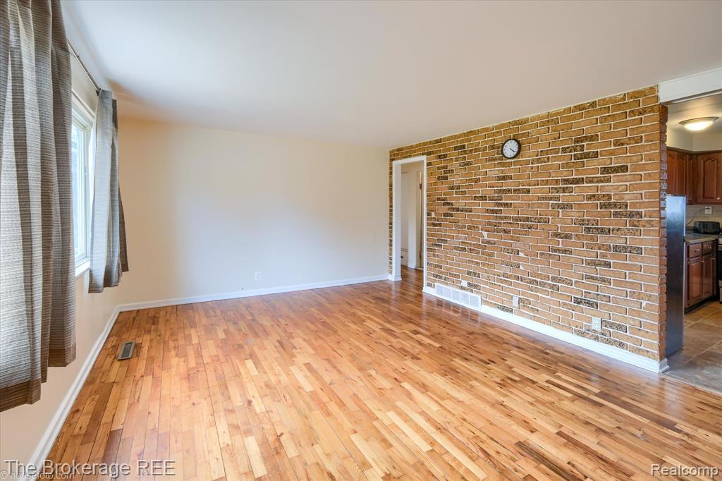 4093 Coral Street, Burton, MI 48509 — Photo 7