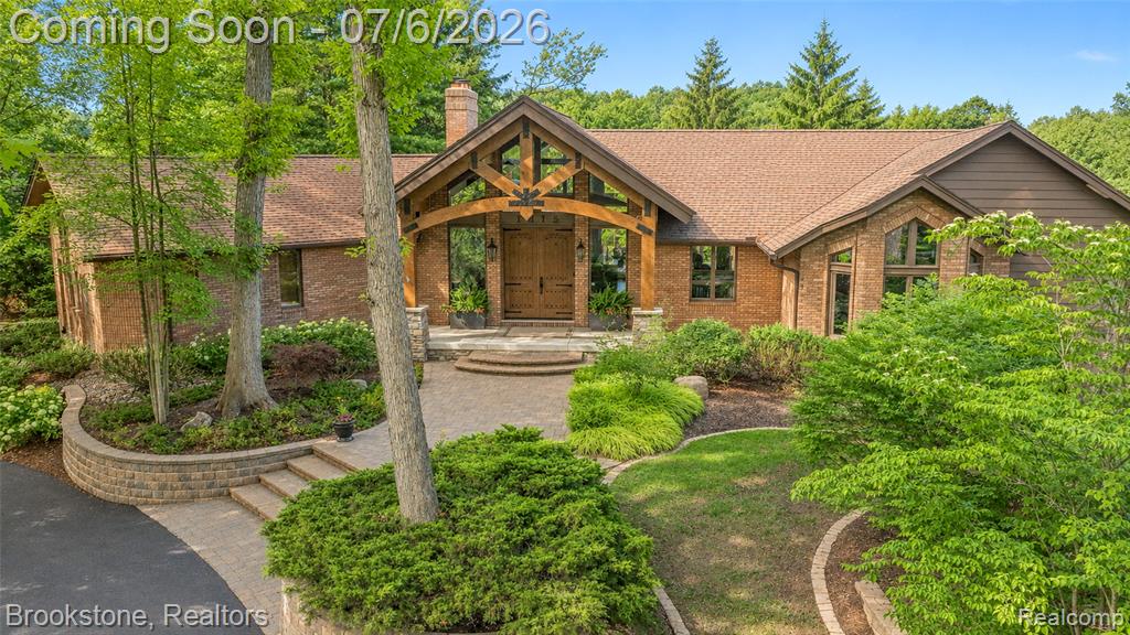 7215 DEER LAKE Court, Clarkston, MI