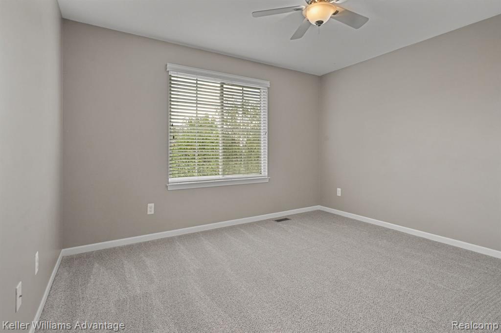 24670 BROMPTON Way, South Lyon, MI 48178 — Photo 42