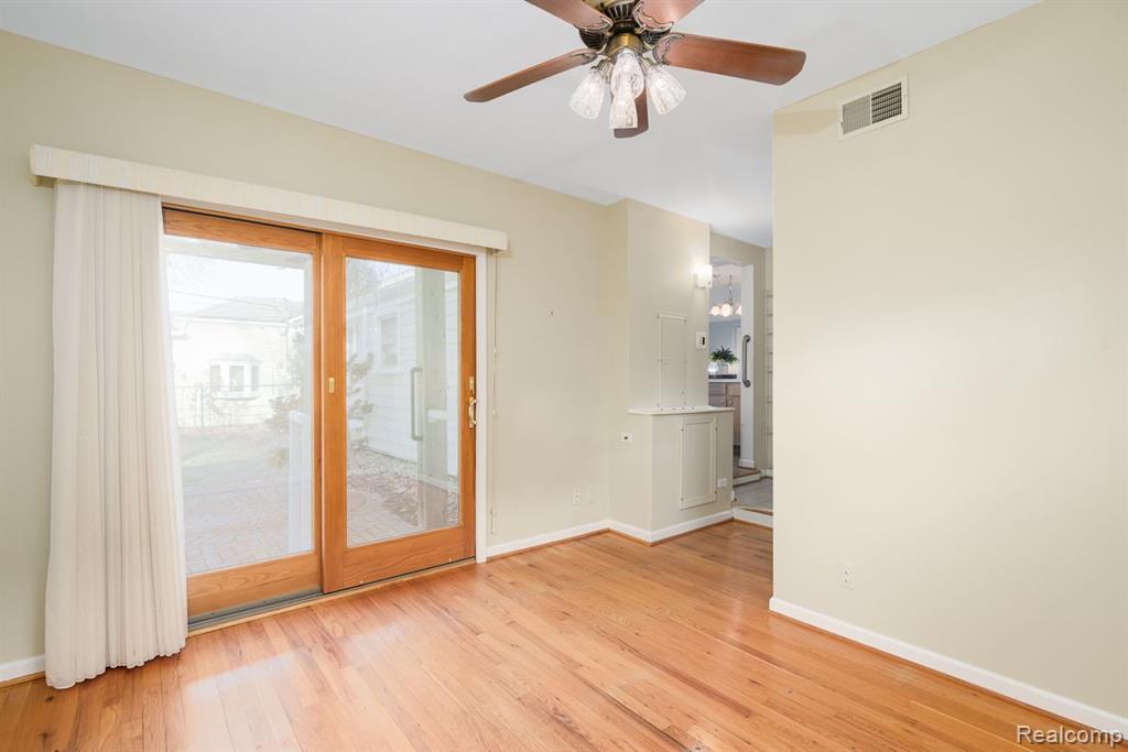 4339 Samoset Road, Royal Oak, MI 48073 — Photo 8