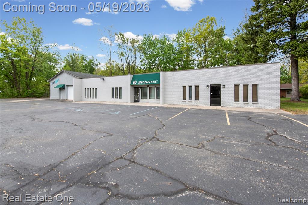 16018 S Huron River Drive, Romulus, MI 48174 — Photo 16
