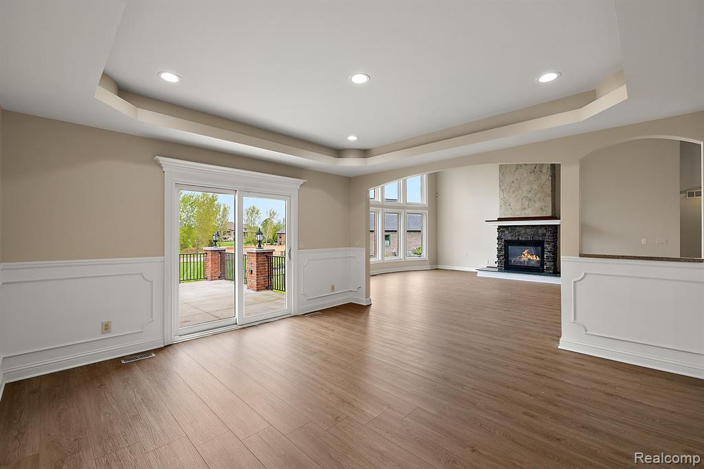 66701 NOTRE DAME Boulevard, Washington, MI 48095 — Photo 31