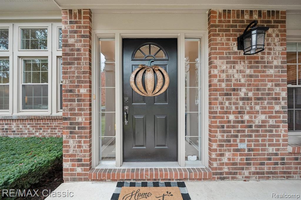47595 Greenwich Drive, Novi, MI — Photo 4