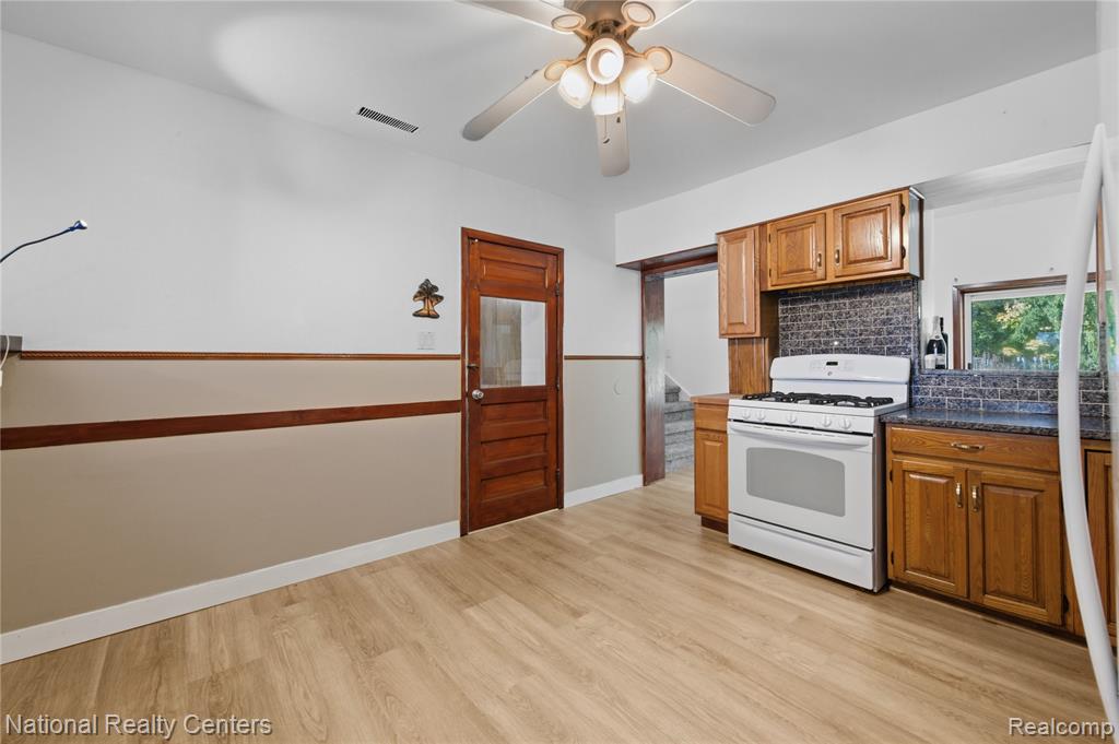 793 Hartland Avenue, Troy, MI 48083 — Photo 18
