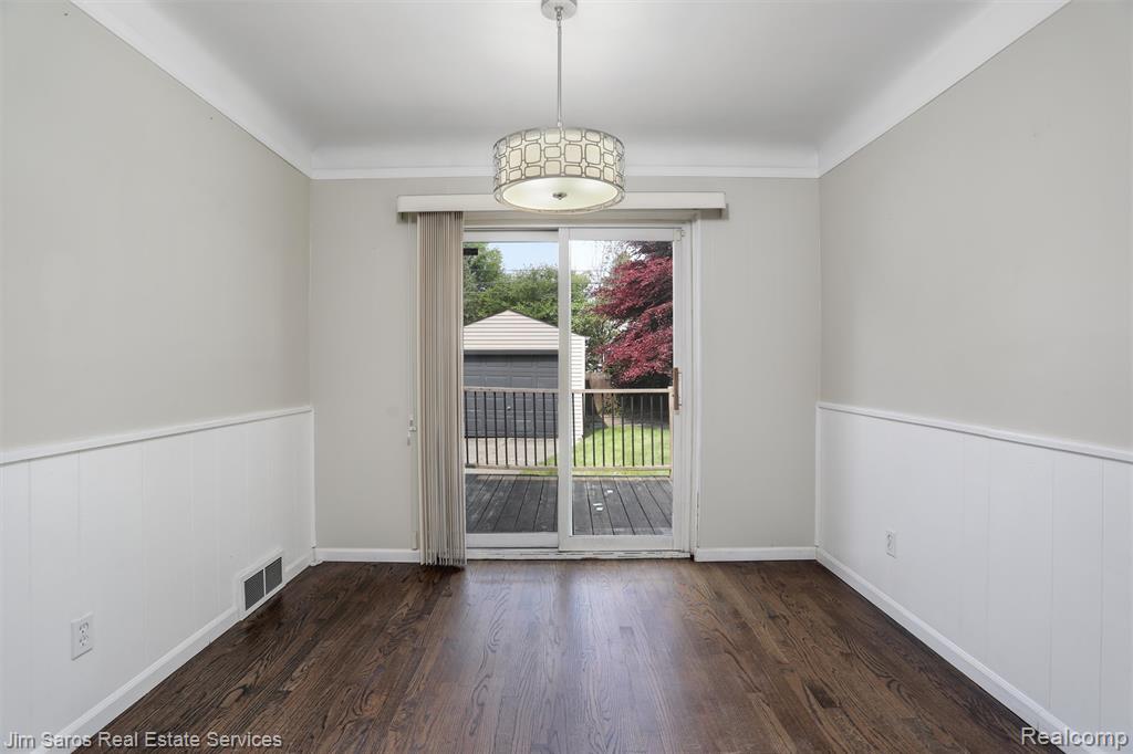716 S Dorchester Avenue, Royal Oak, MI 48067 — Photo 8