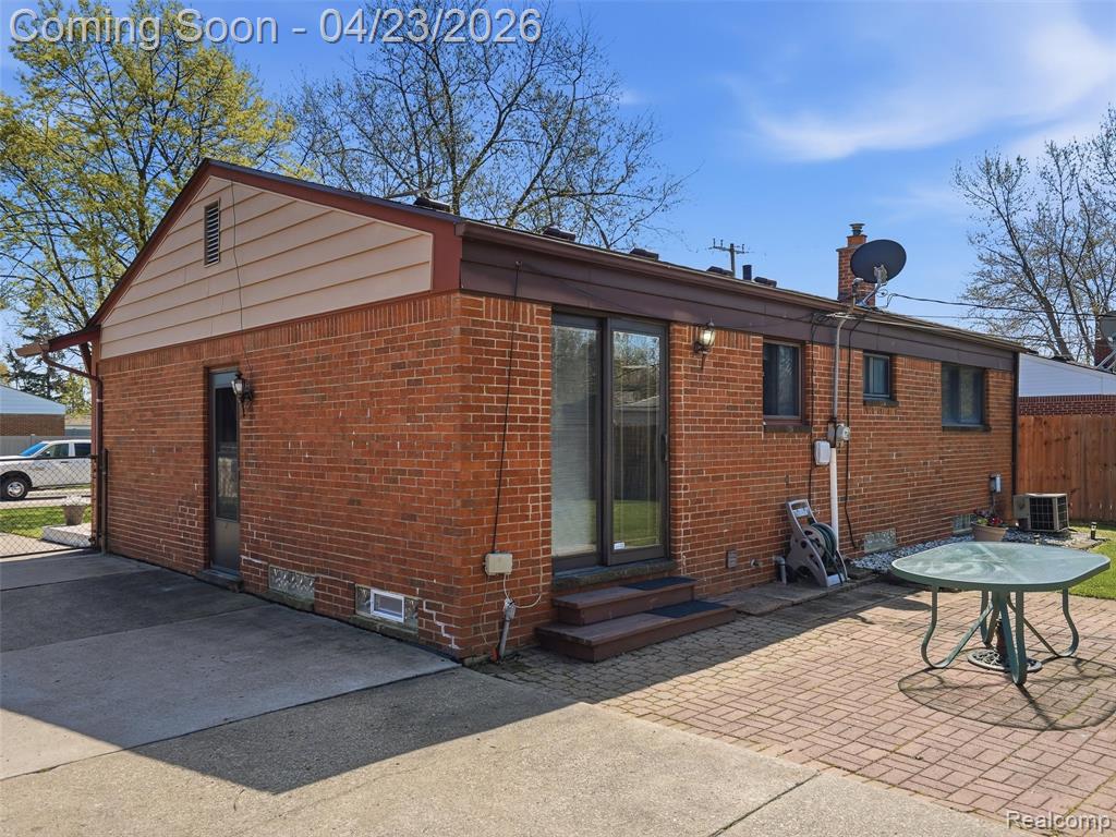 33143 Vista Way, Fraser, MI 48026 — Photo 31