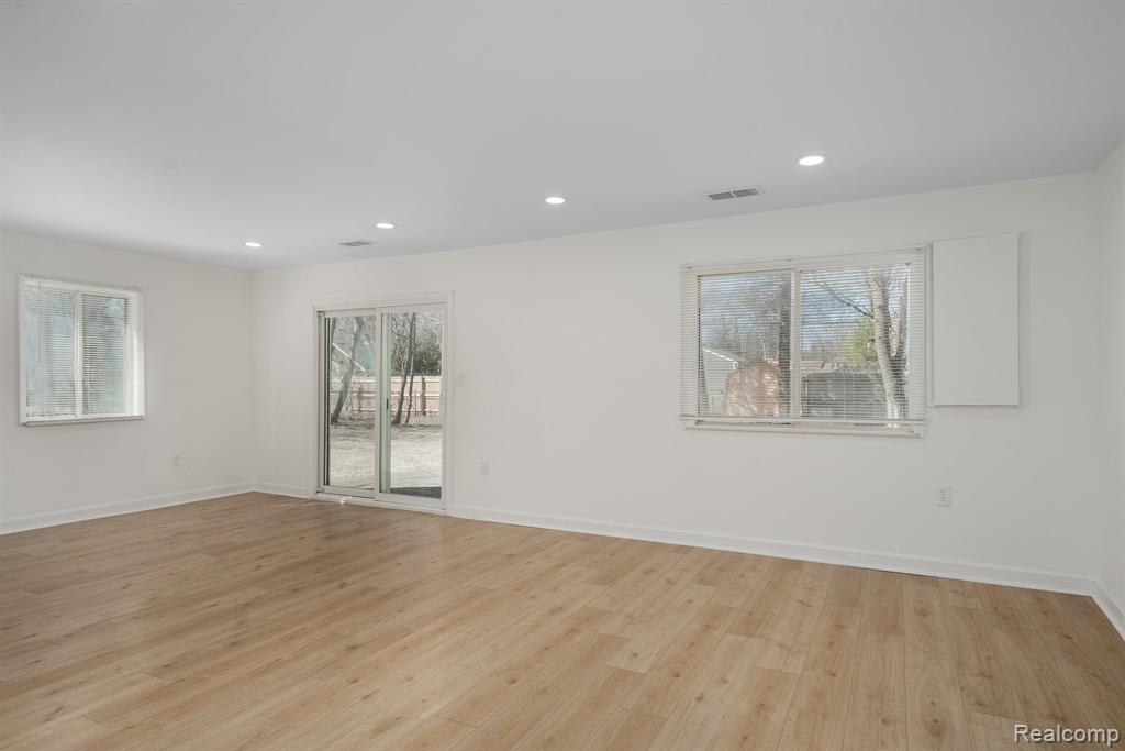 4620 INDEPENDENCE Drive, Clarkston, MI — Photo 15