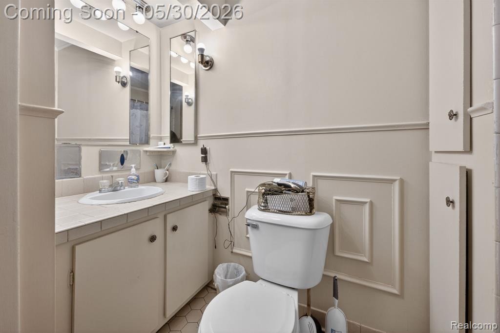 304 W Ridge Street, Owosso, MI 48867 — Photo 22