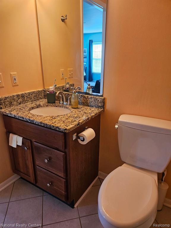 2860 S KNIGHTSBRIDGE Circle, Ann Arbor, MI 48105 — Photo 12