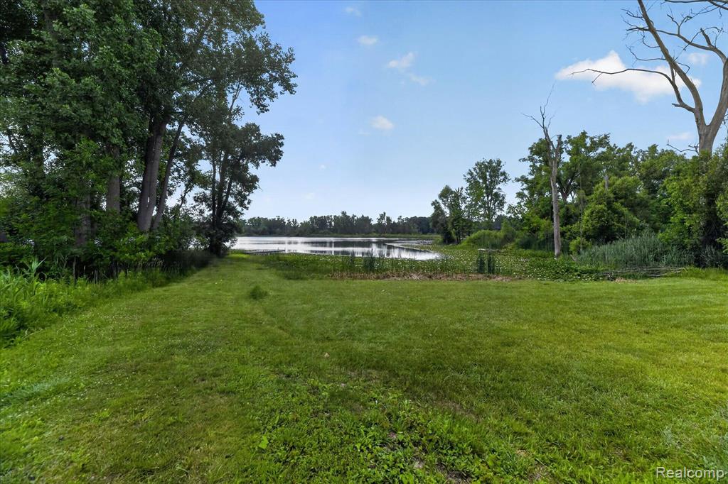 554 Bluewater Drive, Holly, MI 48442 — Photo 40