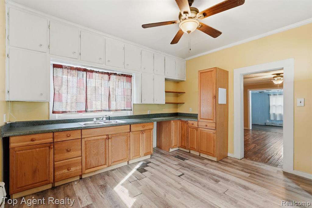 95 W Lapeer Street, Peck, MI 48466 — Photo 8