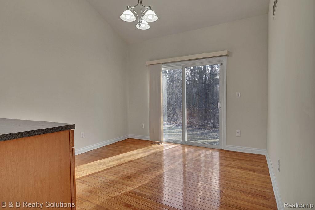 5493 King Road, China, MI — Photo 10