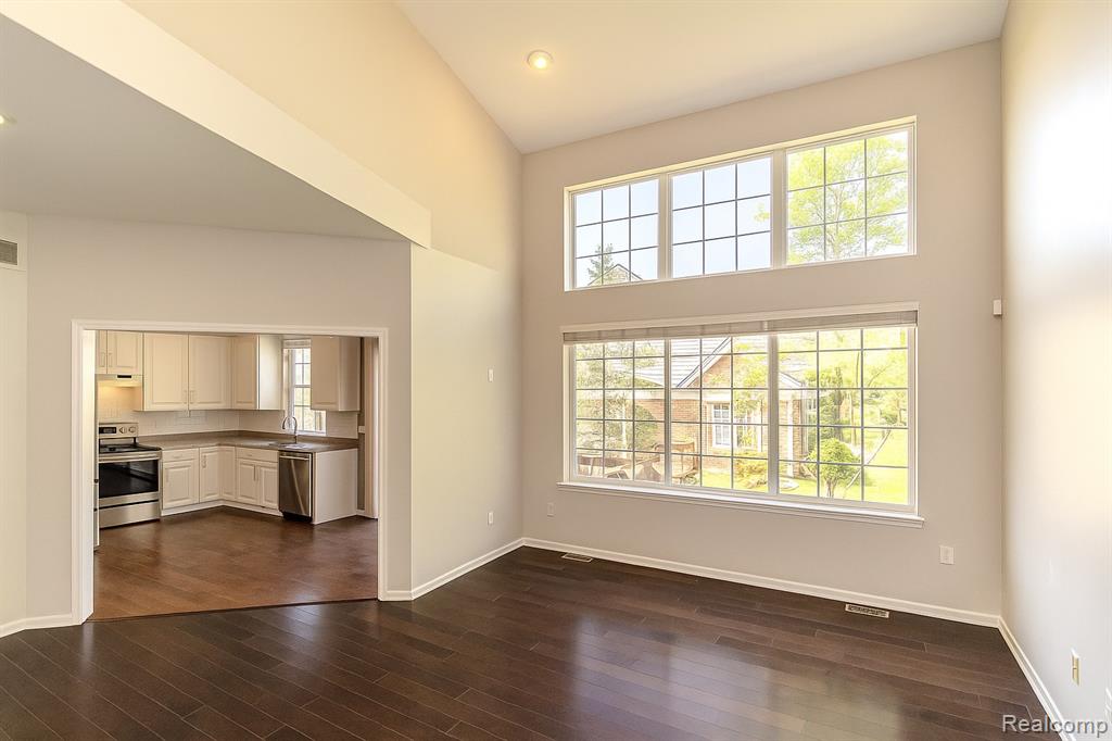 41859 Mitchell Road, Novi, MI — Photo 2