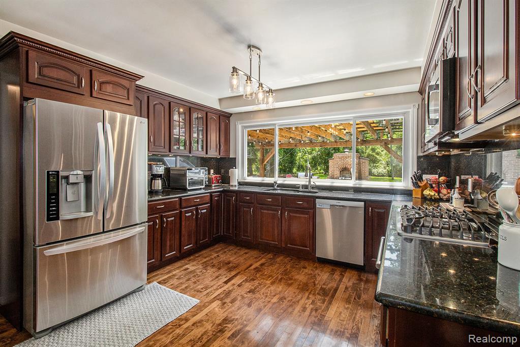 9875 Island Drive, Grosse Ile, MI 48138 — Photo 16