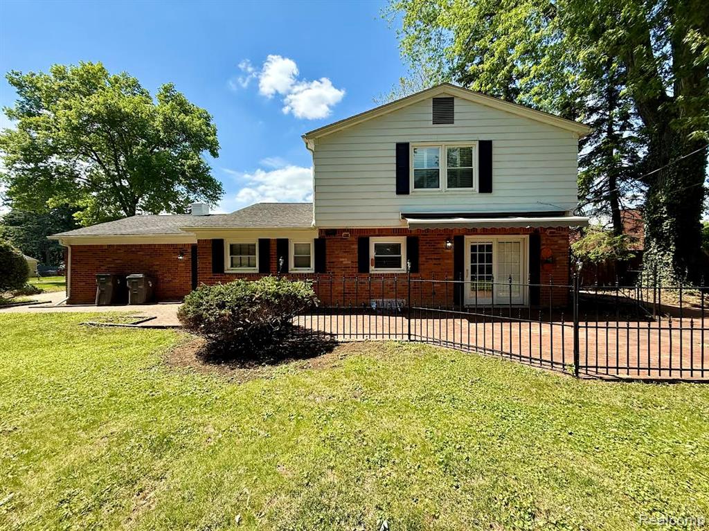 38552 Macintosh Court, Clinton Twp, MI 48036 — Photo 81