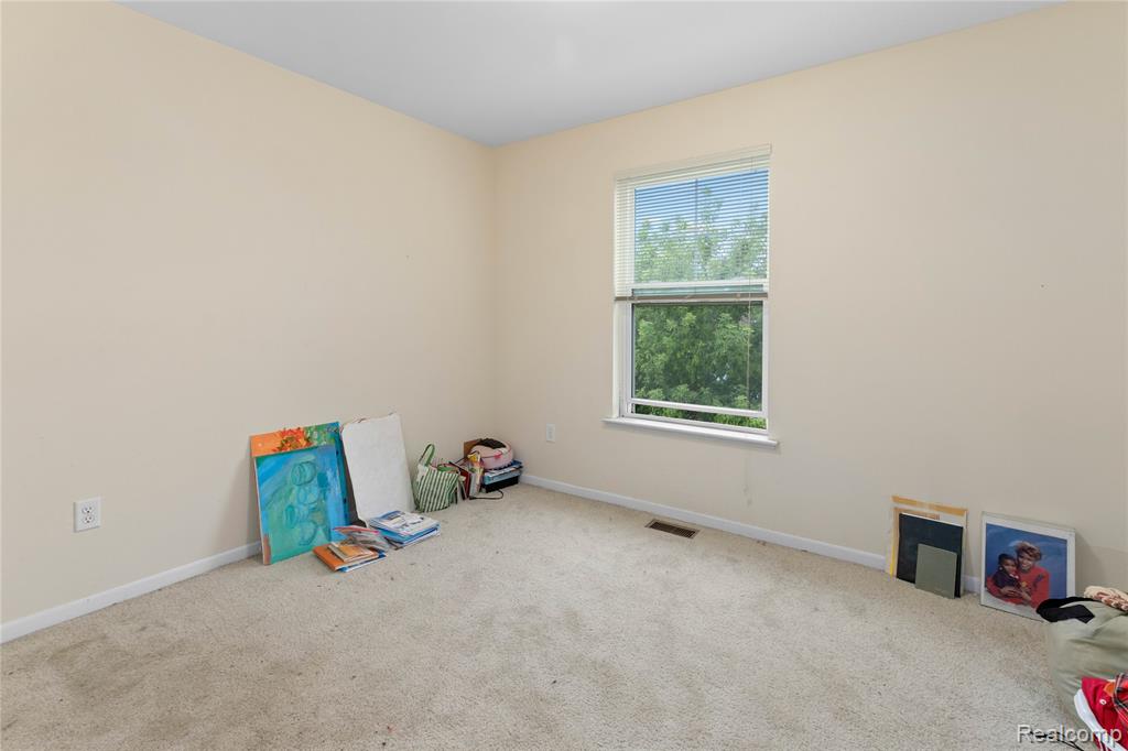 5181 Yemans Street, Hamtramck, MI 48212 — Photo 16