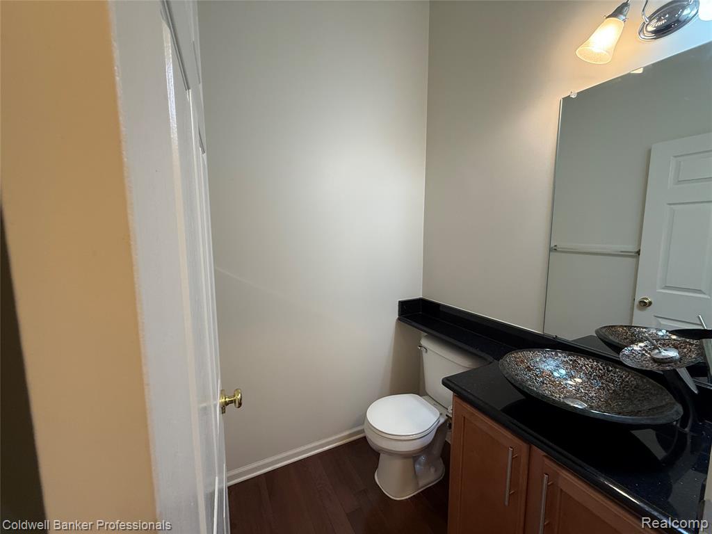 39792 ROCKCREST CIR, Northville, MI — Photo 13