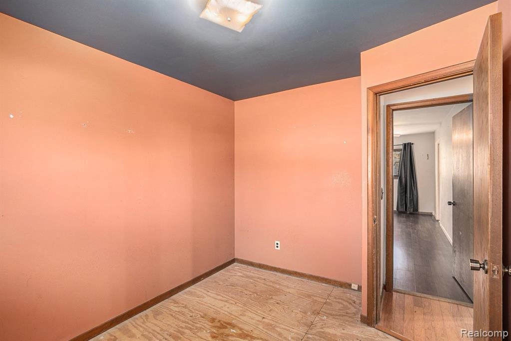 460 HICKORY Drive, Troy, MI 48083 — Photo 14