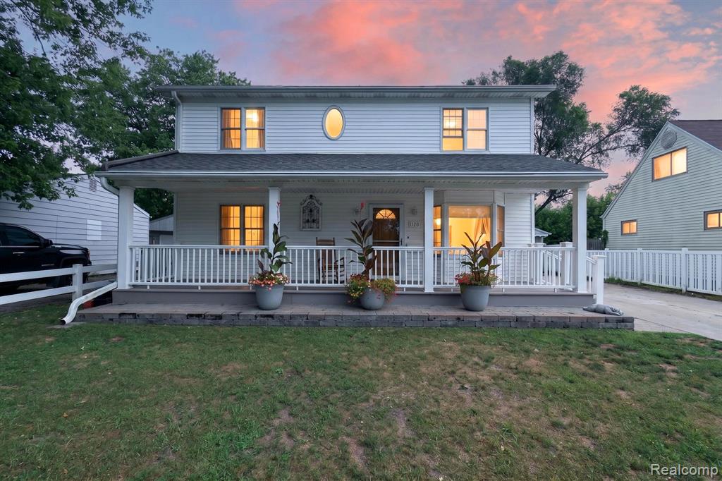 1120 Redleaf Lane, Ypsilanti, MI 48198