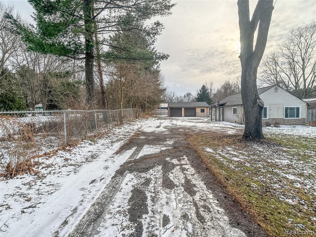 4390 E Mount Morris Road, Genesee, MI 48458 — Photo 2