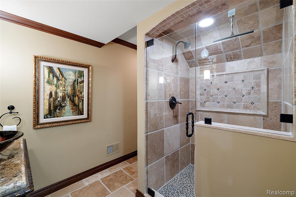 4688 Fawn Hill Court, Rochester, MI 48306 — Photo 48